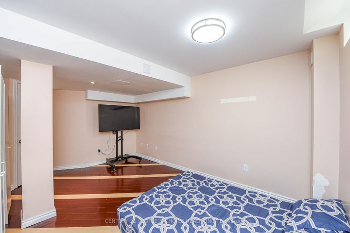 Photo 27 at 50 Severin Street, Wellington, Brampton