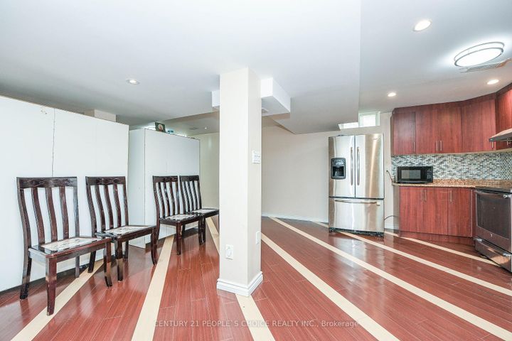 Photo 29 at 50 Severin Street, Wellington, Brampton