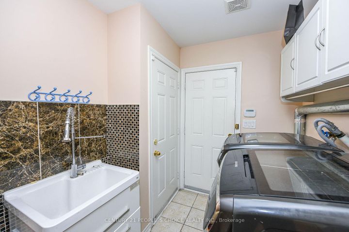 Photo 32 at 50 Severin Street, Wellington, Brampton