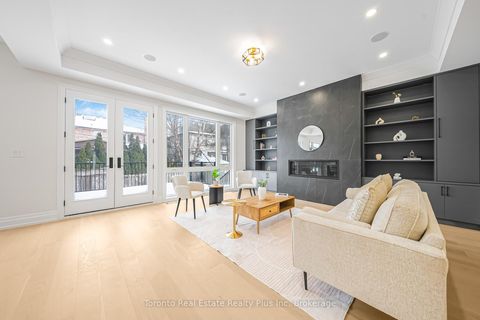 Photo 17 at 25 Cronin Drive, City Centre West, Toronto