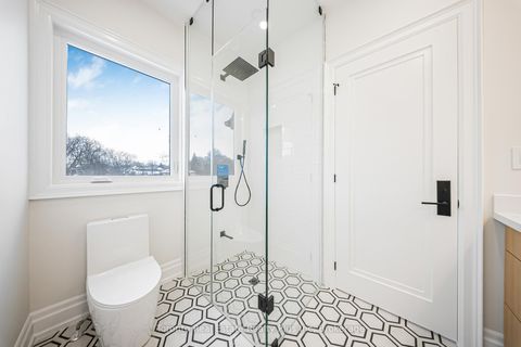 Photo 32 at 25 Cronin Drive, City Centre West, Toronto