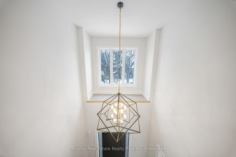 Photo 35 at 25 Cronin Drive, City Centre West, Toronto