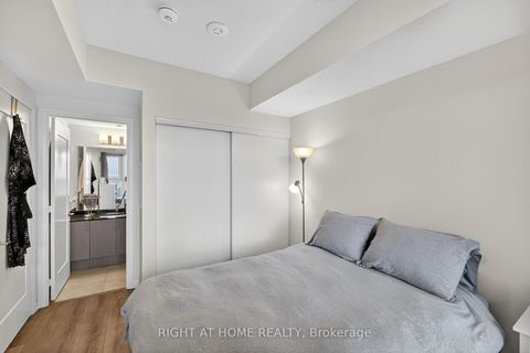Photo 6 at 215 - 8960 Jane Street, Concord, Vaughan