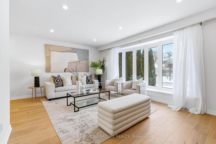 Photo 8 at 1271 Canford Crescent, Clarkson, Mississauga