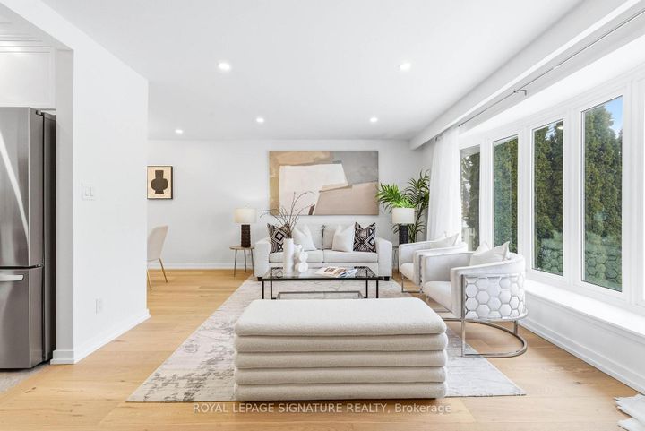 Photo 9 at 1271 Canford Crescent, Clarkson, Mississauga