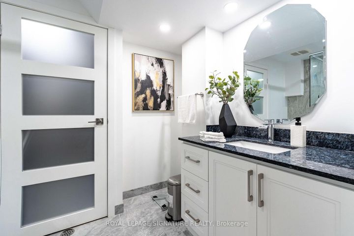 Photo 26 at 1271 Canford Crescent, Clarkson, Mississauga