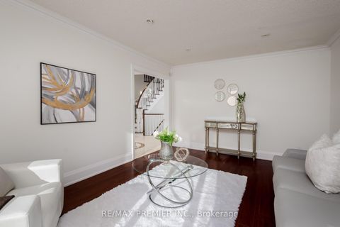 Photo 6 at 101 Woodgreen Drive N, Islington Woods, Vaughan