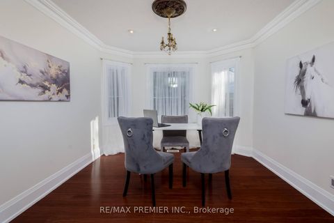 Photo 7 at 101 Woodgreen Drive N, Islington Woods, Vaughan