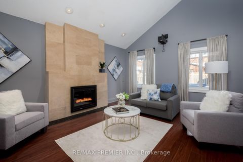 Photo 8 at 101 Woodgreen Drive N, Islington Woods, Vaughan