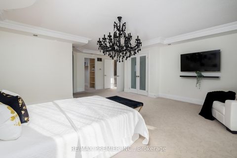 Photo 26 at 101 Woodgreen Drive N, Islington Woods, Vaughan