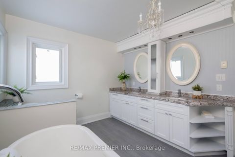 Photo 28 at 101 Woodgreen Drive N, Islington Woods, Vaughan