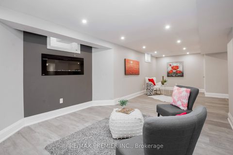 Photo 37 at 101 Woodgreen Drive N, Islington Woods, Vaughan