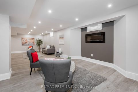 Photo 38 at 101 Woodgreen Drive N, Islington Woods, Vaughan