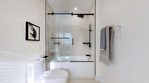 Photo 32 at 31 Boake Trail, Bayview Hill, Richmond Hill