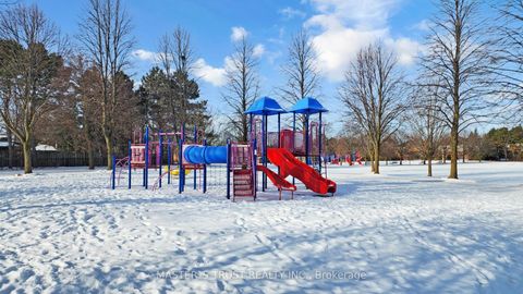 Photo 36 at 31 Boake Trail, Bayview Hill, Richmond Hill