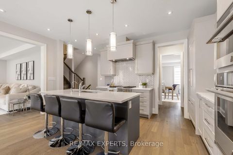 Photo 11 at 75 Bethpage Crescent, Glenway Estates, Newmarket