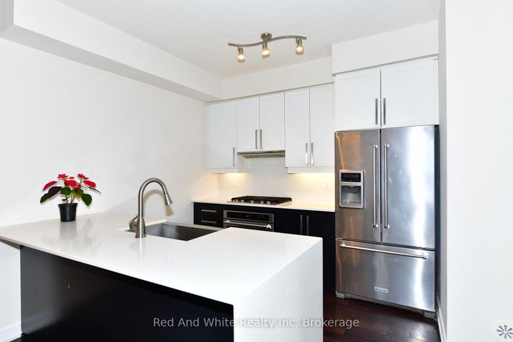 Photo 4 at 3 - 4080 Parkside Village Drive, Creditview, Mississauga