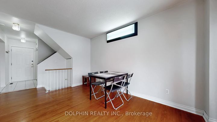 Photo 7 at 15 - 15 Fleetwood Crescent, Southgate, Brampton