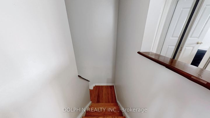 Photo 19 at 15 - 15 Fleetwood Crescent, Southgate, Brampton