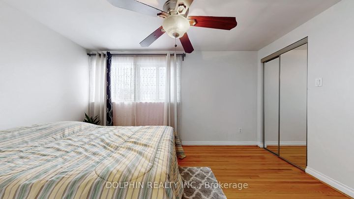 Photo 22 at 15 - 15 Fleetwood Crescent, Southgate, Brampton