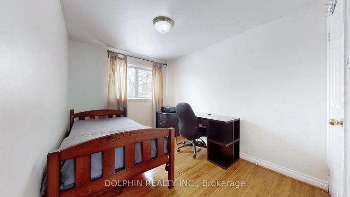 Photo 27 at 15 - 15 Fleetwood Crescent, Southgate, Brampton