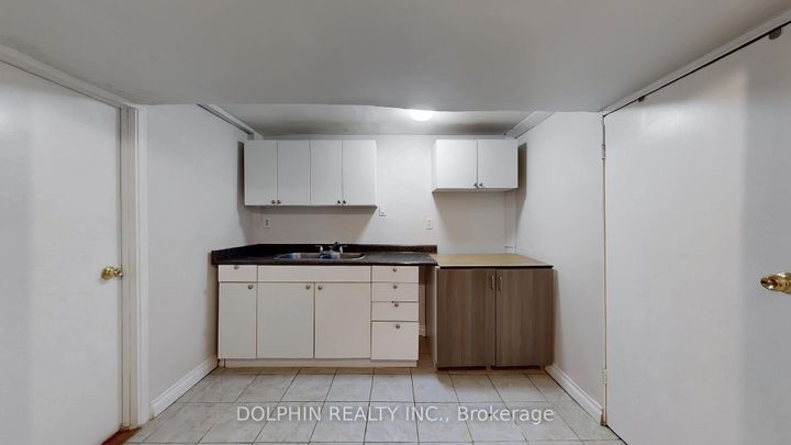 Photo 33 at 15 - 15 Fleetwood Crescent, Southgate, Brampton