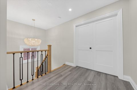 Photo 25 at 1 Arisaig Drive, Maple, Vaughan