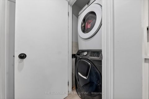 Photo 42 at 1 Arisaig Drive, Maple, Vaughan