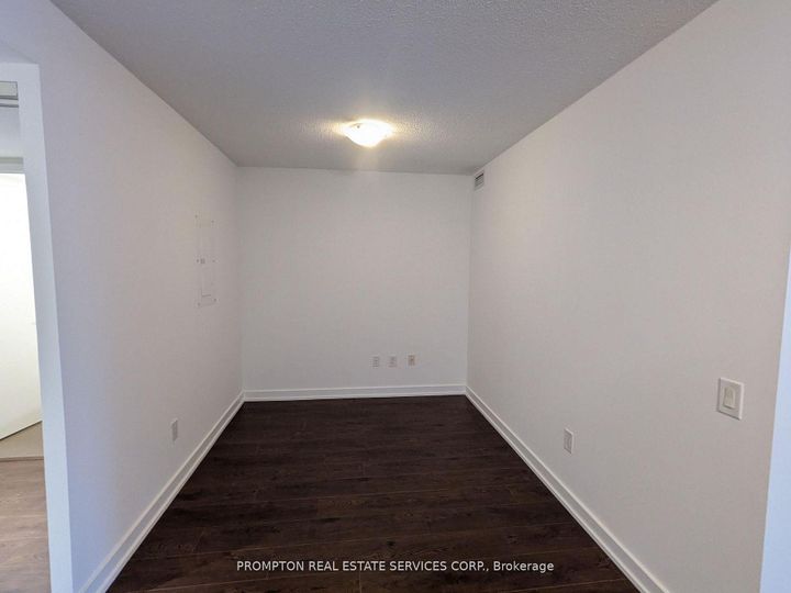 Photo 3 at 712 - 121 Mcmahon Drive, Bayview Village, Toronto