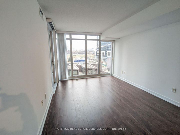 Photo 12 at 712 - 121 Mcmahon Drive, Bayview Village, Toronto