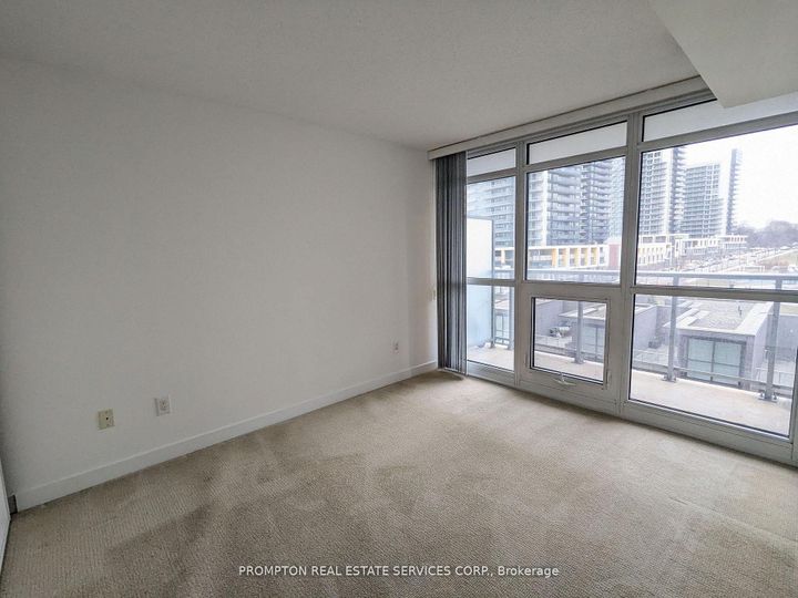 Photo 16 at 712 - 121 Mcmahon Drive, Bayview Village, Toronto