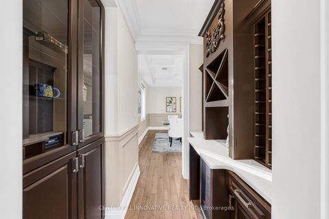 Photo 6 at 752 Hillview Crescent, West Shore, Pickering