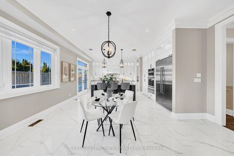 Photo 11 at 752 Hillview Crescent, West Shore, Pickering