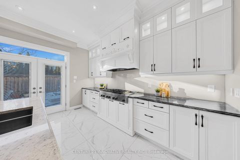 Photo 15 at 752 Hillview Crescent, West Shore, Pickering