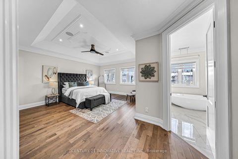 Photo 38 at 752 Hillview Crescent, West Shore, Pickering