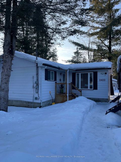 Photo 1 at 2422 25 Side Road, Alcona, Innisfil