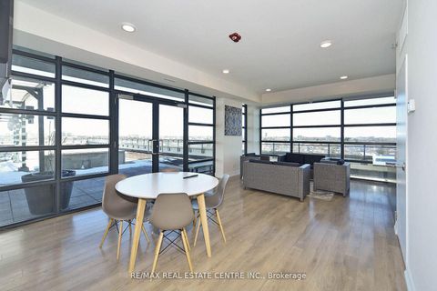 Photo 2 at 214 - 2522 Keele Street, Maple Leaf, Toronto