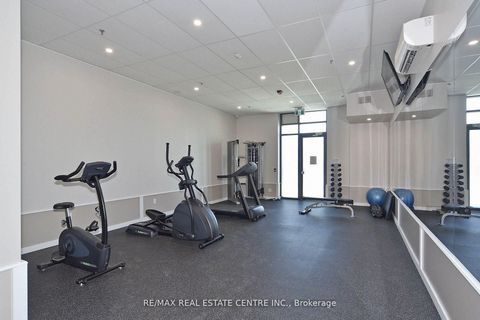 Photo 7 at 214 - 2522 Keele Street, Maple Leaf, Toronto