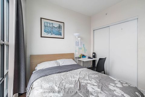 Photo 9 at 214 - 2522 Keele Street, Maple Leaf, Toronto