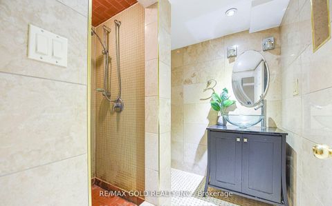 Photo 26 at 13 Foster Road, Malton, Mississauga