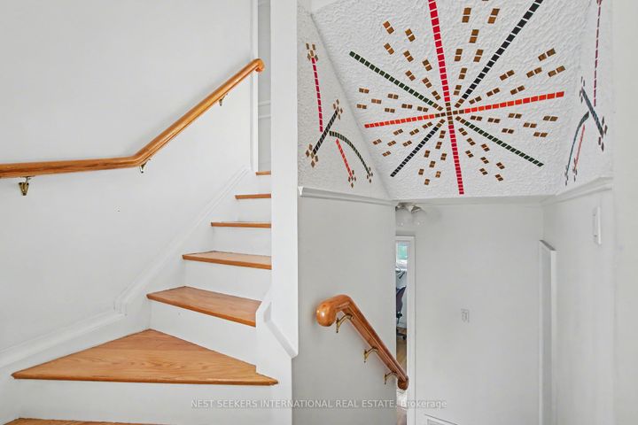 Photo 24 at 2765 Bushland Crescent, Clarkson, Mississauga