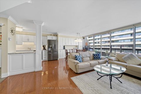 Photo 4 at 635 - 50 Richmond Street E, O'Neill, Oshawa