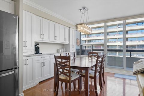 Photo 12 at 635 - 50 Richmond Street E, O'Neill, Oshawa