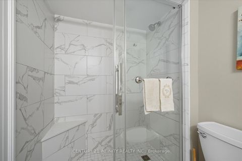 Photo 20 at 635 - 50 Richmond Street E, O'Neill, Oshawa