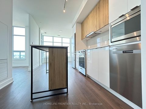 Photo 7 at B-729 - 50 Upper Mall Way, Brownridge, Vaughan