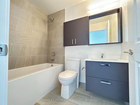 Photo 13 at B-729 - 50 Upper Mall Way, Brownridge, Vaughan