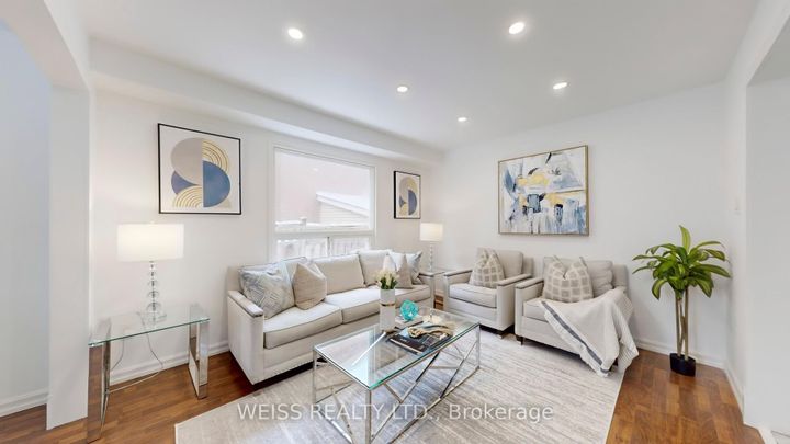 Photo 6 at 9 Tralee Street, Heart Lake West, Brampton