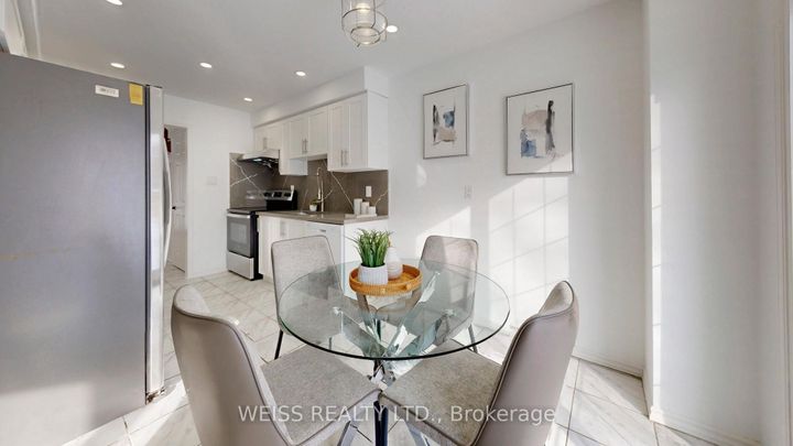 Photo 15 at 9 Tralee Street, Heart Lake West, Brampton