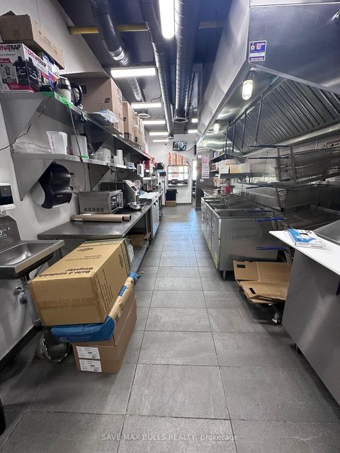 Photo 12 at 1733 Bloor Street, Swansea, Toronto