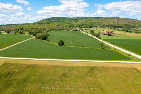 Photo 3 at 8483 36/37 NOTTAWASAGA Side Road, Rural Clearview, Clearview